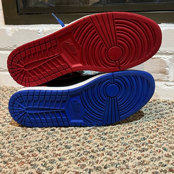 Air Jordan 1 High “Top 3” Retro Sneakers - Picture 5 of 8